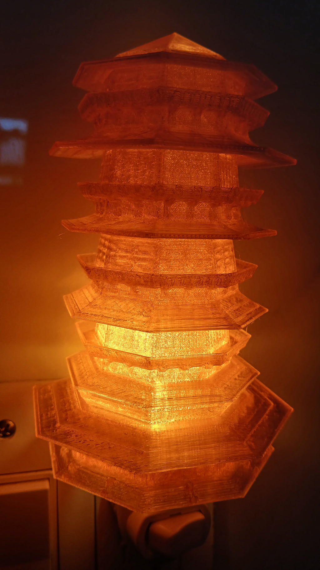 Pagoda , 8 point