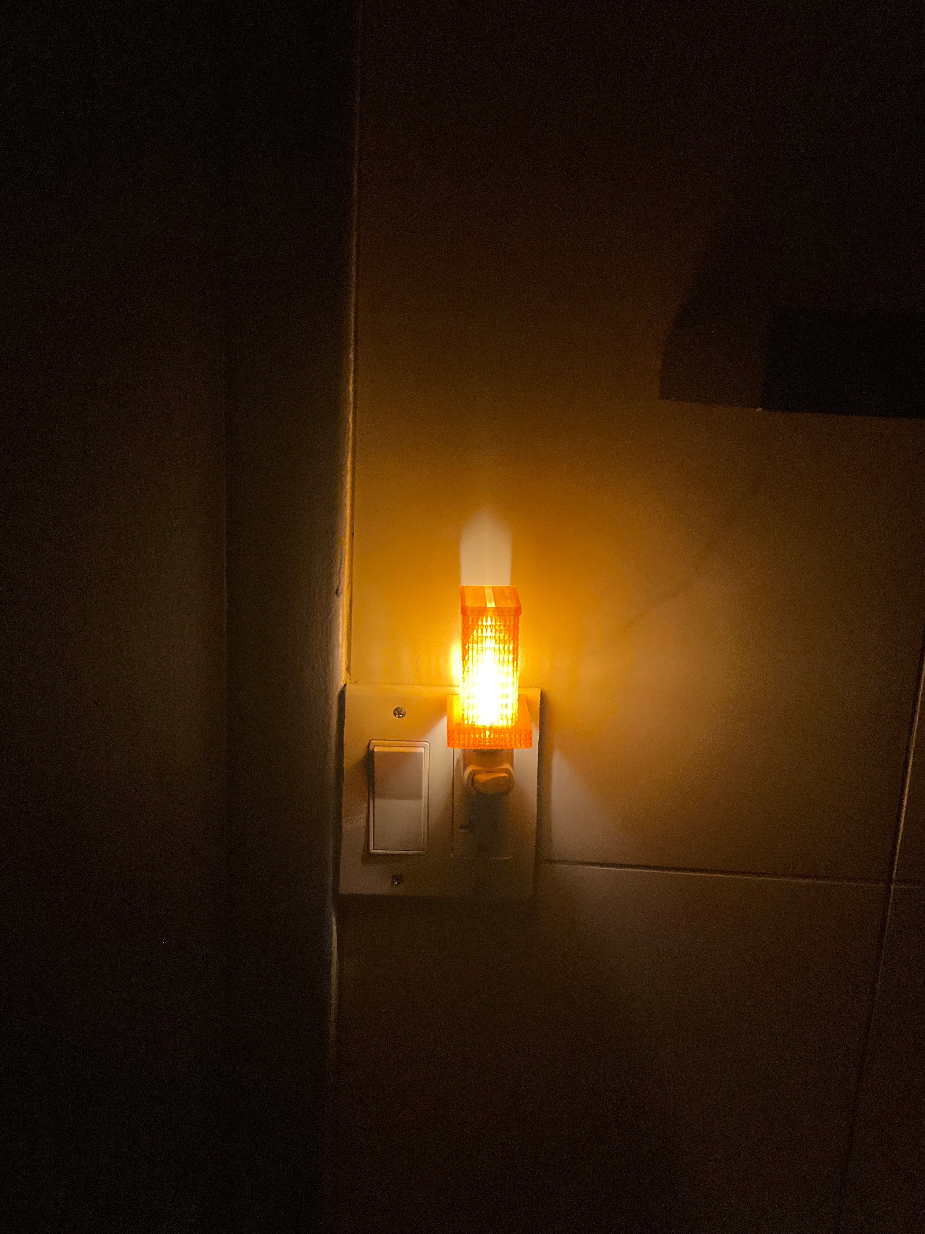 Des Moines Financial Center Nightlight